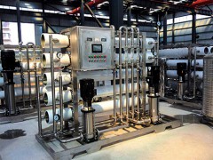 沈陽(yáng)小型工業(yè)反滲透純凈水設(shè)備運(yùn)行中 (167播放)