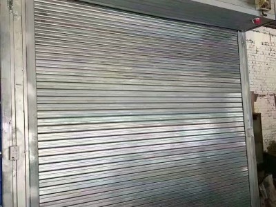 閬閬門業(yè)有限公司，閬閬卷簾門，雙軌雙聯(lián)無機布卷簾